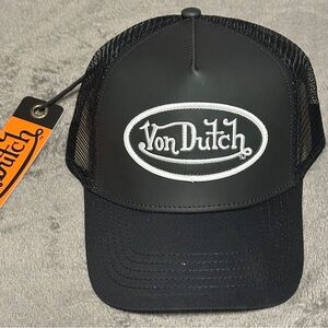 Von Dutch Black Trucker Hat (this is the color changing hat) New